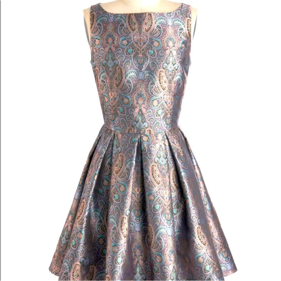 BB Dakota Dresses & Skirts - BB Dakota dress - pastel multicolored paisley fit and flare tapestry